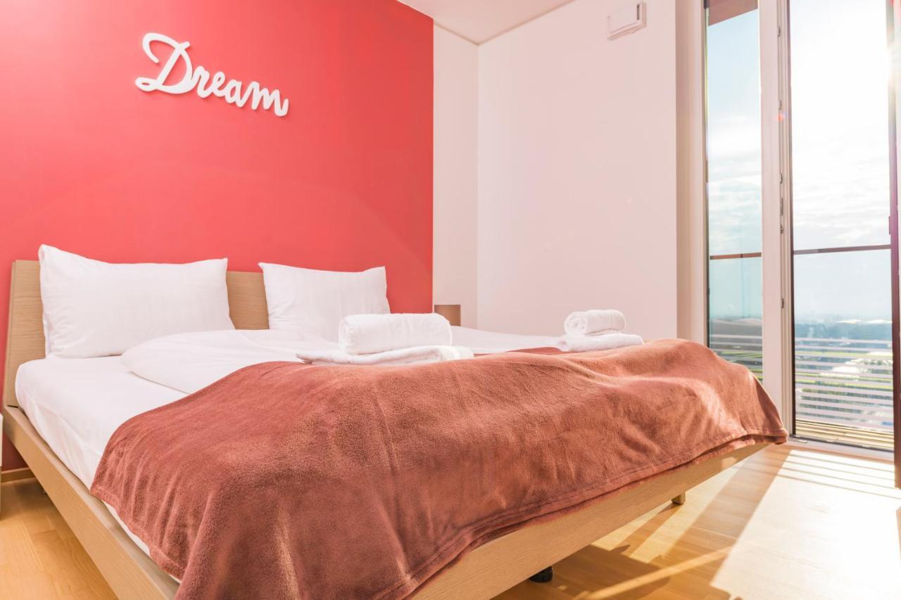 Triiiple Tower Dream Apartments With Rooftop-Summer-Pool Vienna Exterior photo